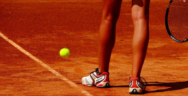 Aufschlag beim Tennis